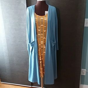 LuLaRoe Sarah sweater